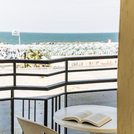 Hotel Royal Cattolica Buitenkant foto
