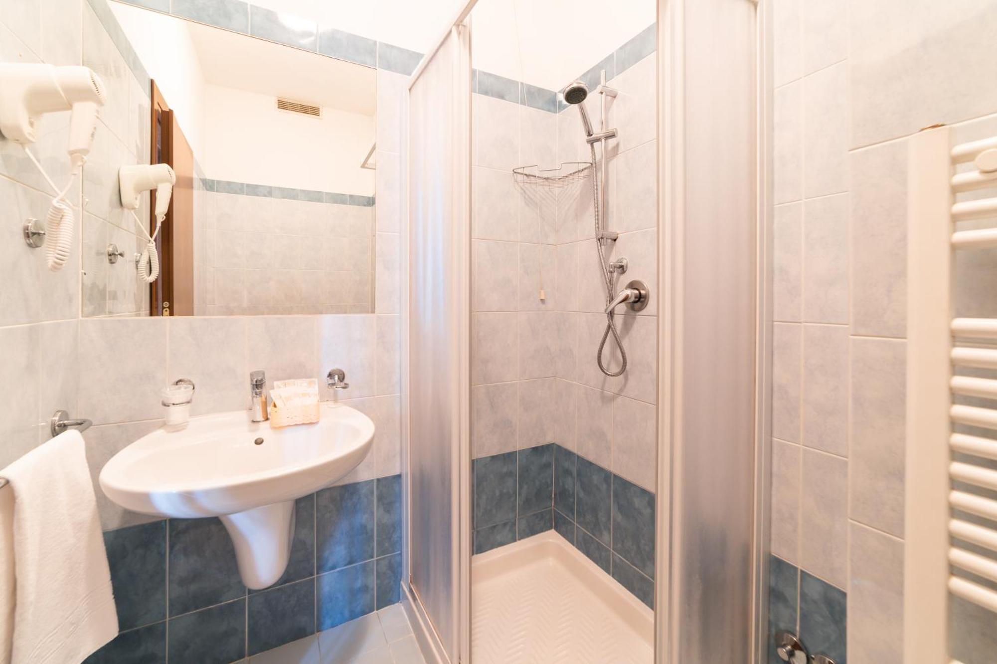 Hotel Royal Cattolica Buitenkant foto
